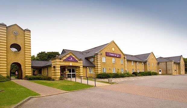 Premier Inn Aldershot Εξωτερικό φωτογραφία